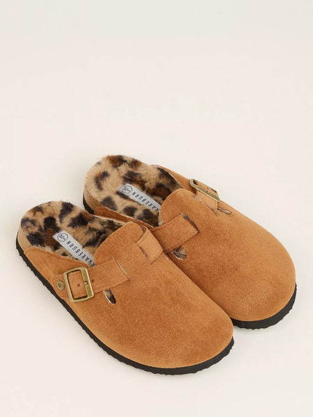 Chestnut Buckle Slipper