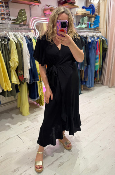 Ruffle Detail Wrap Midi Dress | Black