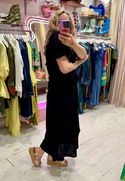 Ruffle Detail Wrap Midi Dress | Black