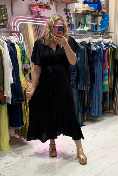 Ruffle Detail Wrap Midi Dress | Black