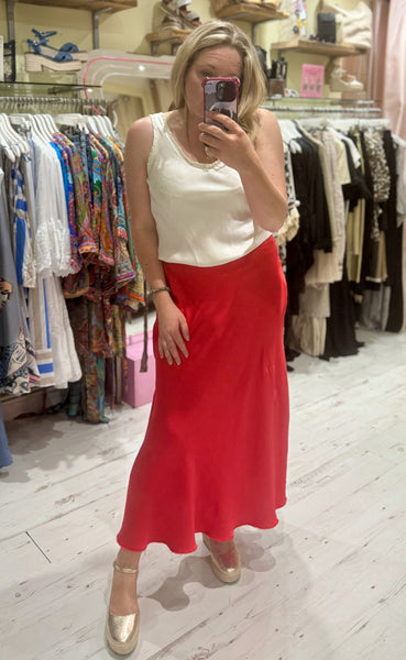 Aurora Satin Skirt | Red