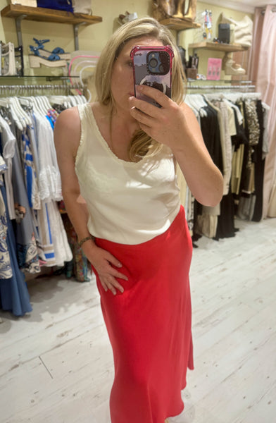 Aurora Satin Skirt | Red