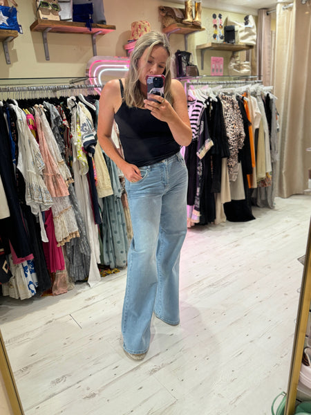 Toxik3 Veera Wide Leg Jeans | Light Denim