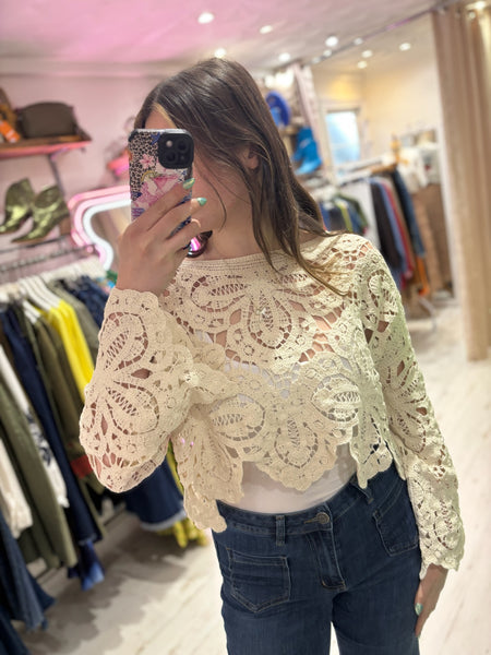 Crochet Long Sleeved Cropped Top | Cream