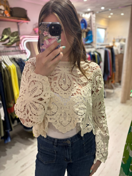 Crochet Long Sleeved Cropped Top | Cream