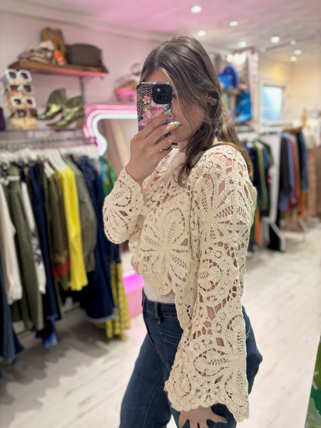 Crochet Long Sleeved Cropped Top | Cream