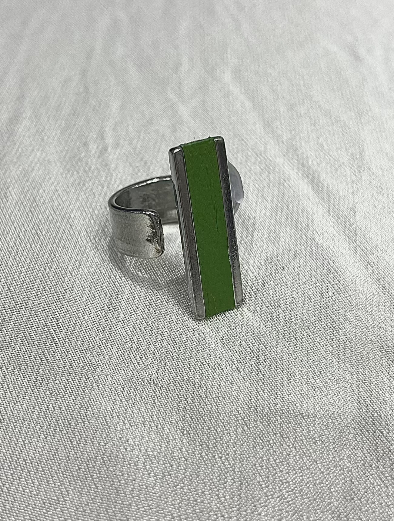 Slim Rectangle Feature Adjustable Ring with Leather Inlay | Apple Green