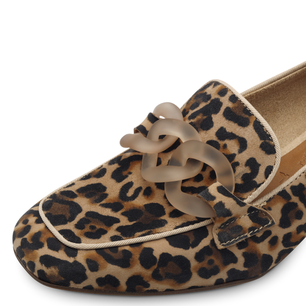 Tamaris | Leopard Heeled Loafer | 24305
