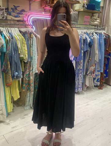 Amber Vest Flared Midi Dress | Black