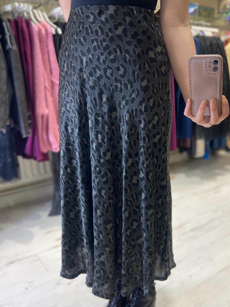Alana Silk Mix Leopard Print Skirt | Black/Grey