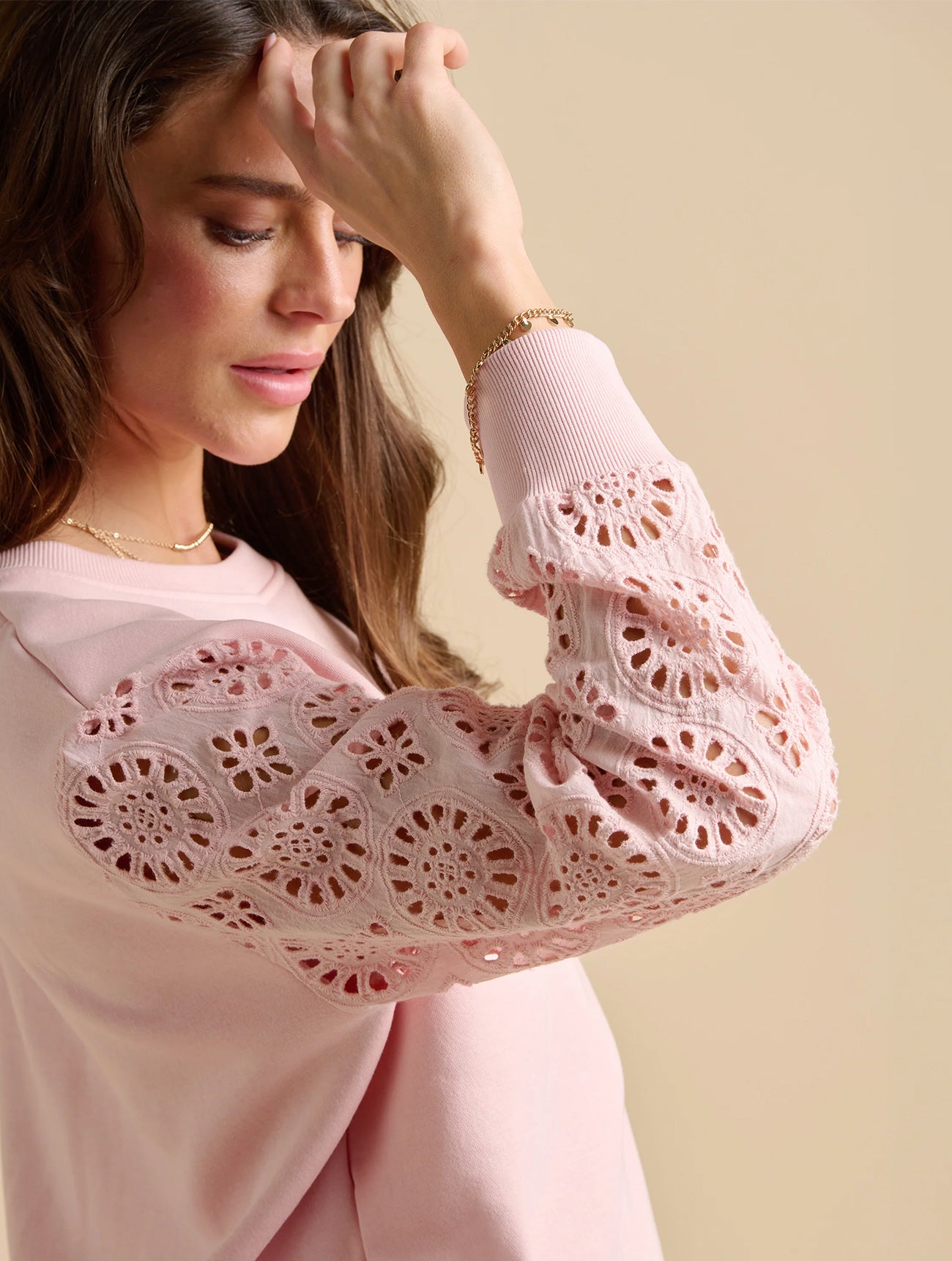 Broderie Crew Neck Sweat | Pale Pink