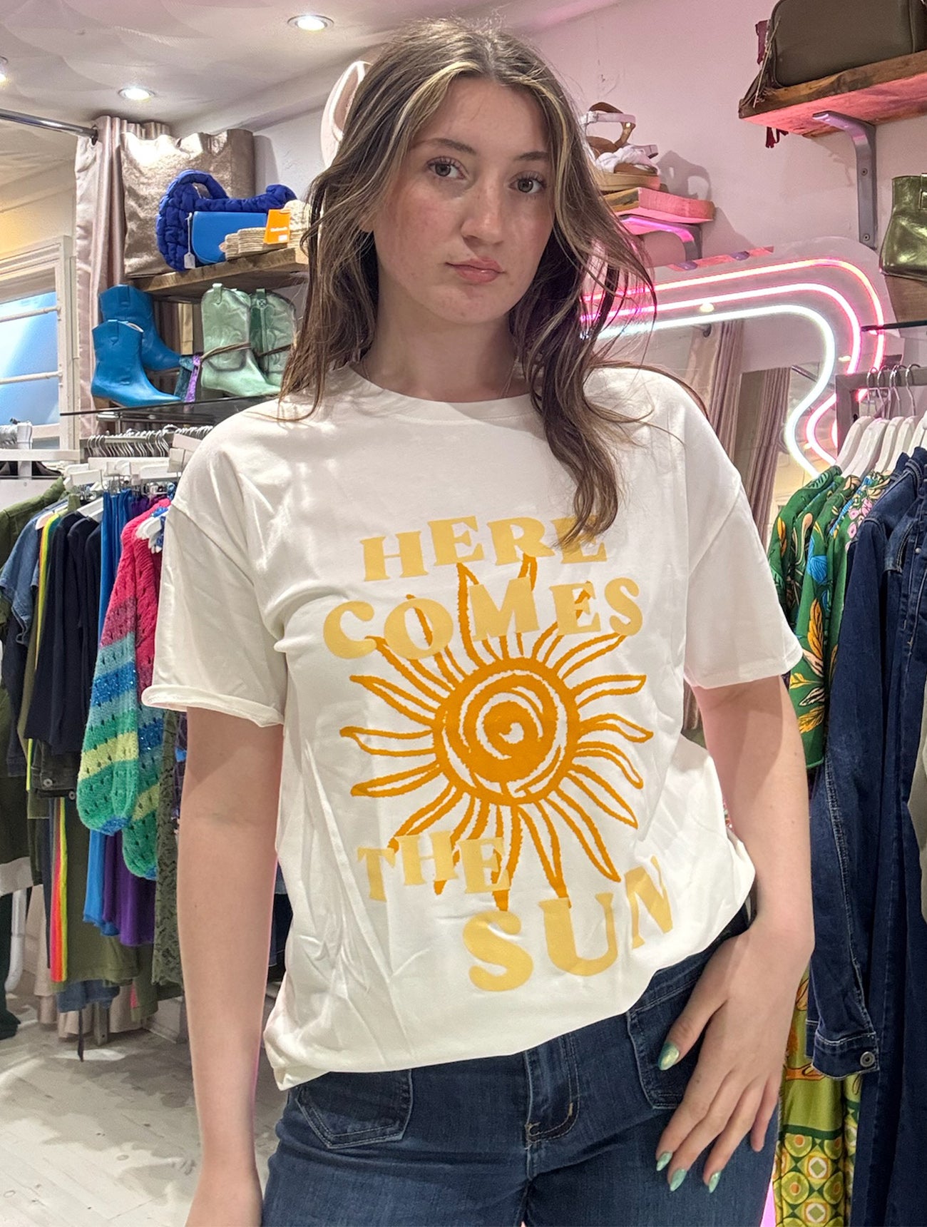 Here Comes The Sun Graphic Print Tee | White