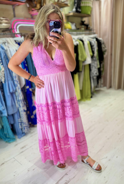 Riley Lace Tiered Maxi Dress | Light Pink